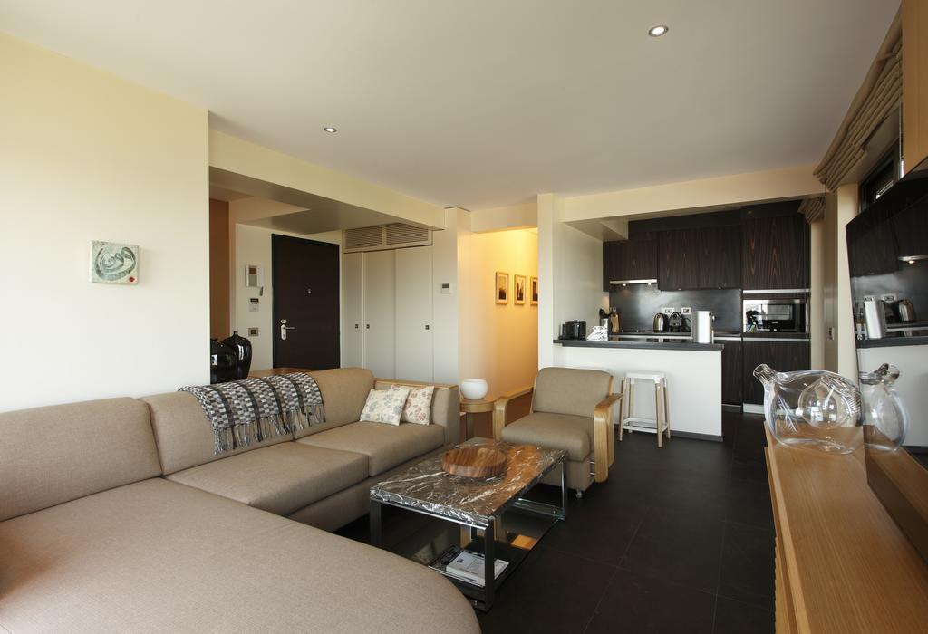 Deris Bosphorus Lodge Apartments イスタンブール エクステリア 写真