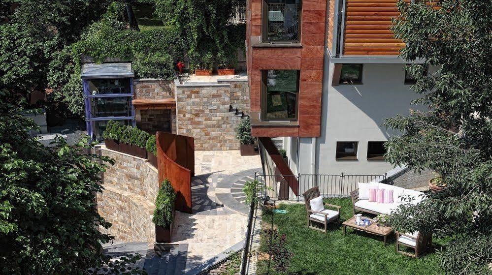 Deris Bosphorus Lodge Apartments イスタンブール エクステリア 写真