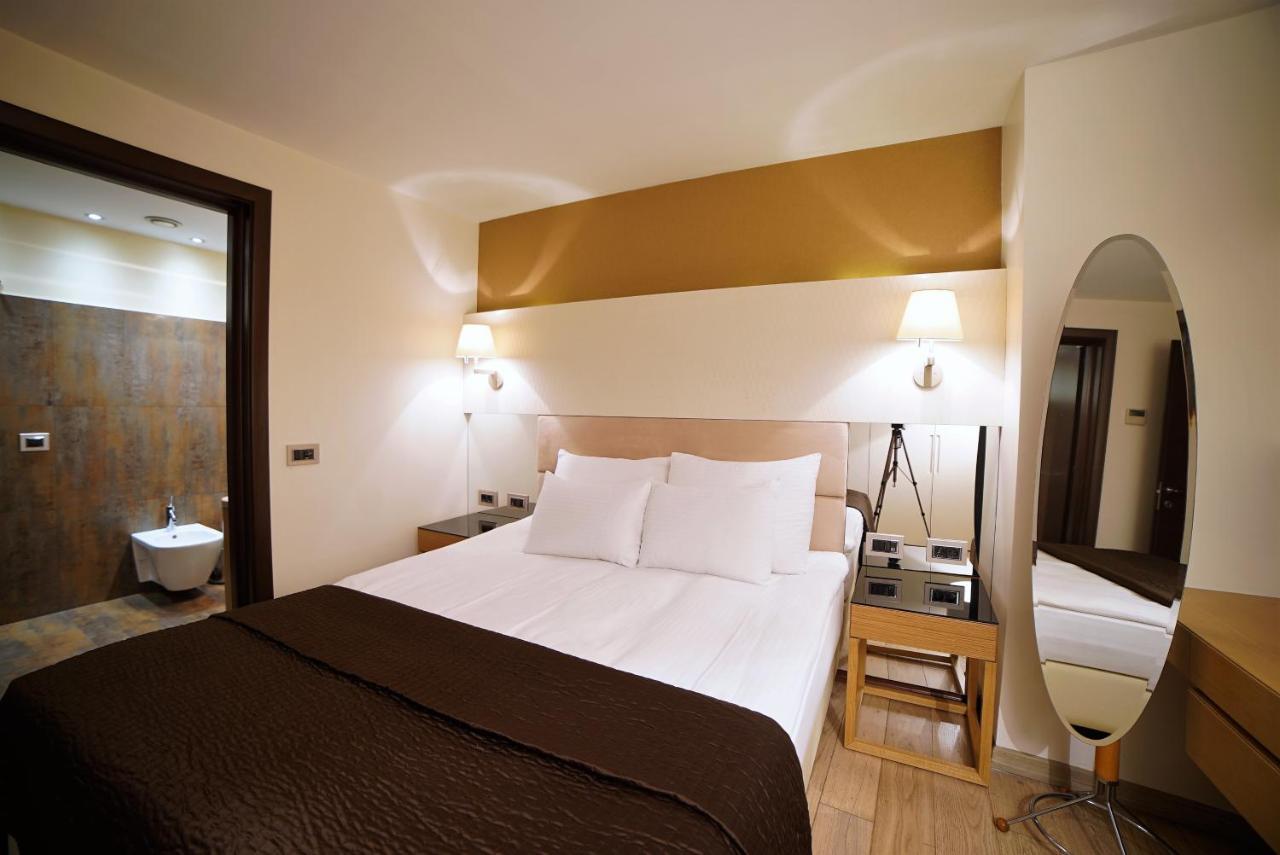 Deris Bosphorus Lodge Apartments イスタンブール エクステリア 写真