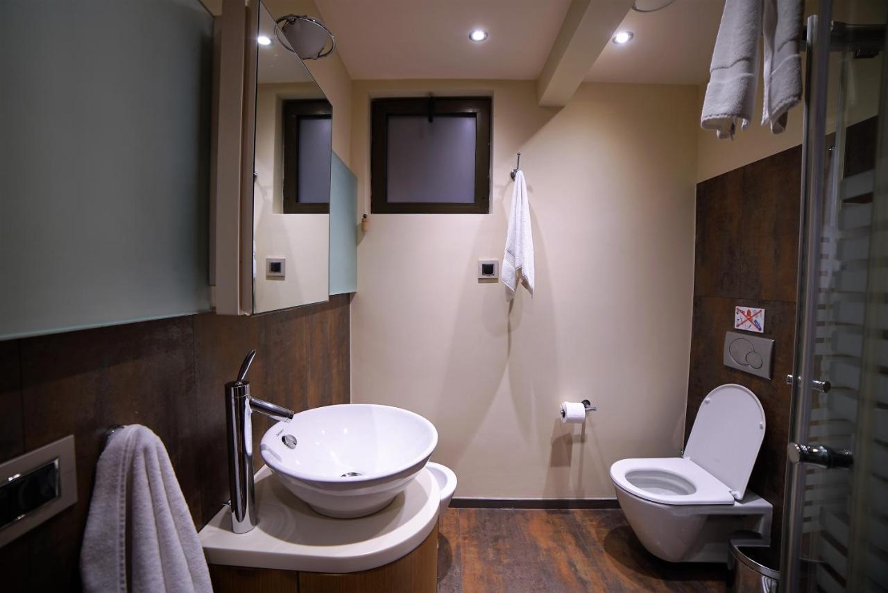 Deris Bosphorus Lodge Apartments イスタンブール エクステリア 写真