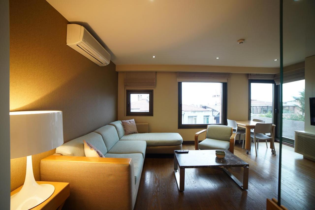 Deris Bosphorus Lodge Apartments イスタンブール エクステリア 写真