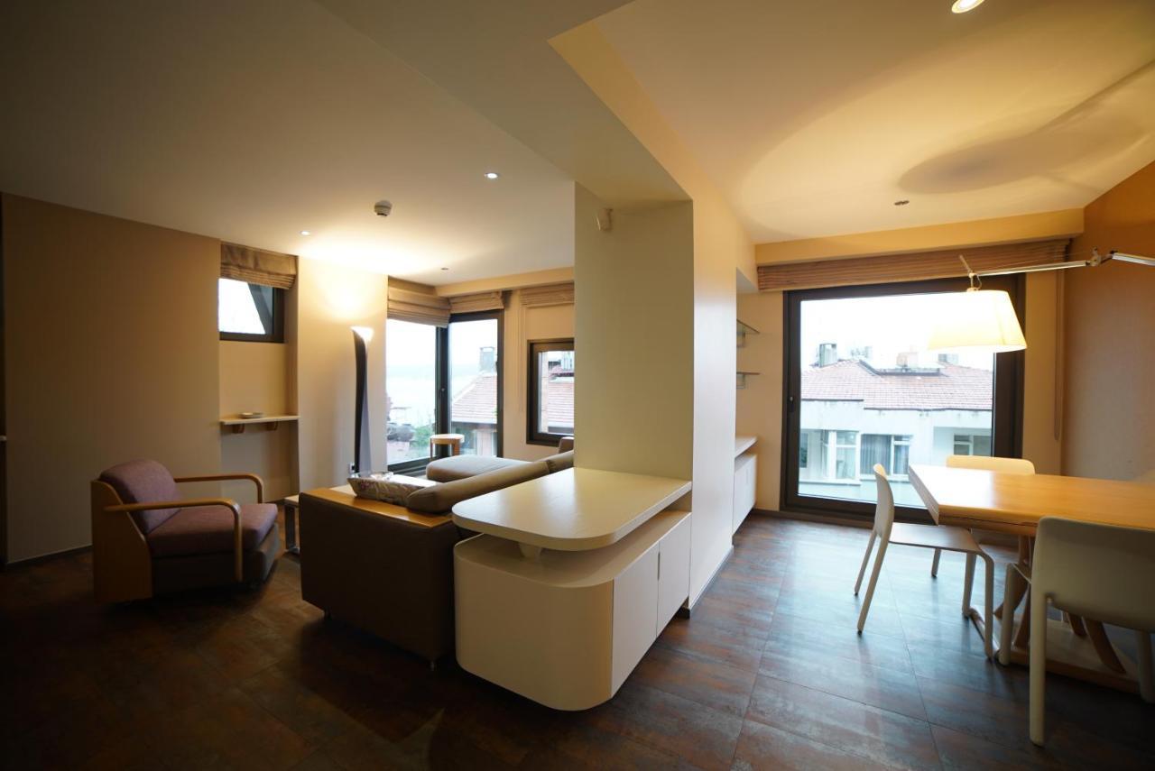 Deris Bosphorus Lodge Apartments イスタンブール エクステリア 写真