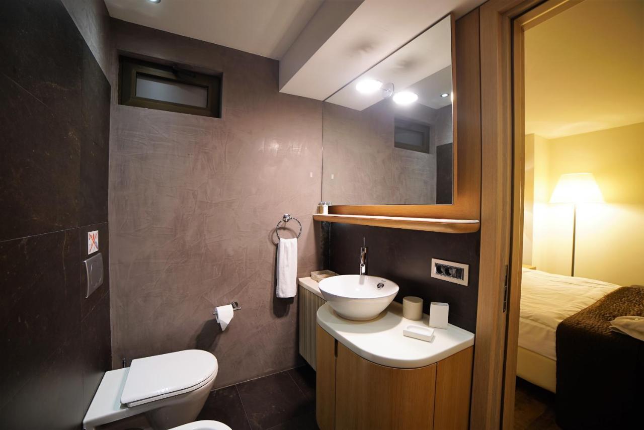 Deris Bosphorus Lodge Apartments イスタンブール エクステリア 写真