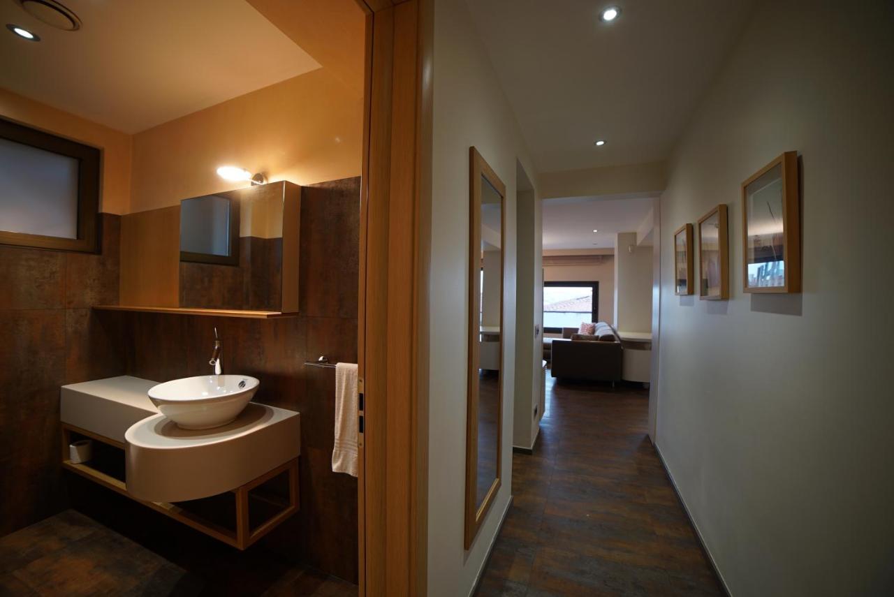 Deris Bosphorus Lodge Apartments イスタンブール エクステリア 写真