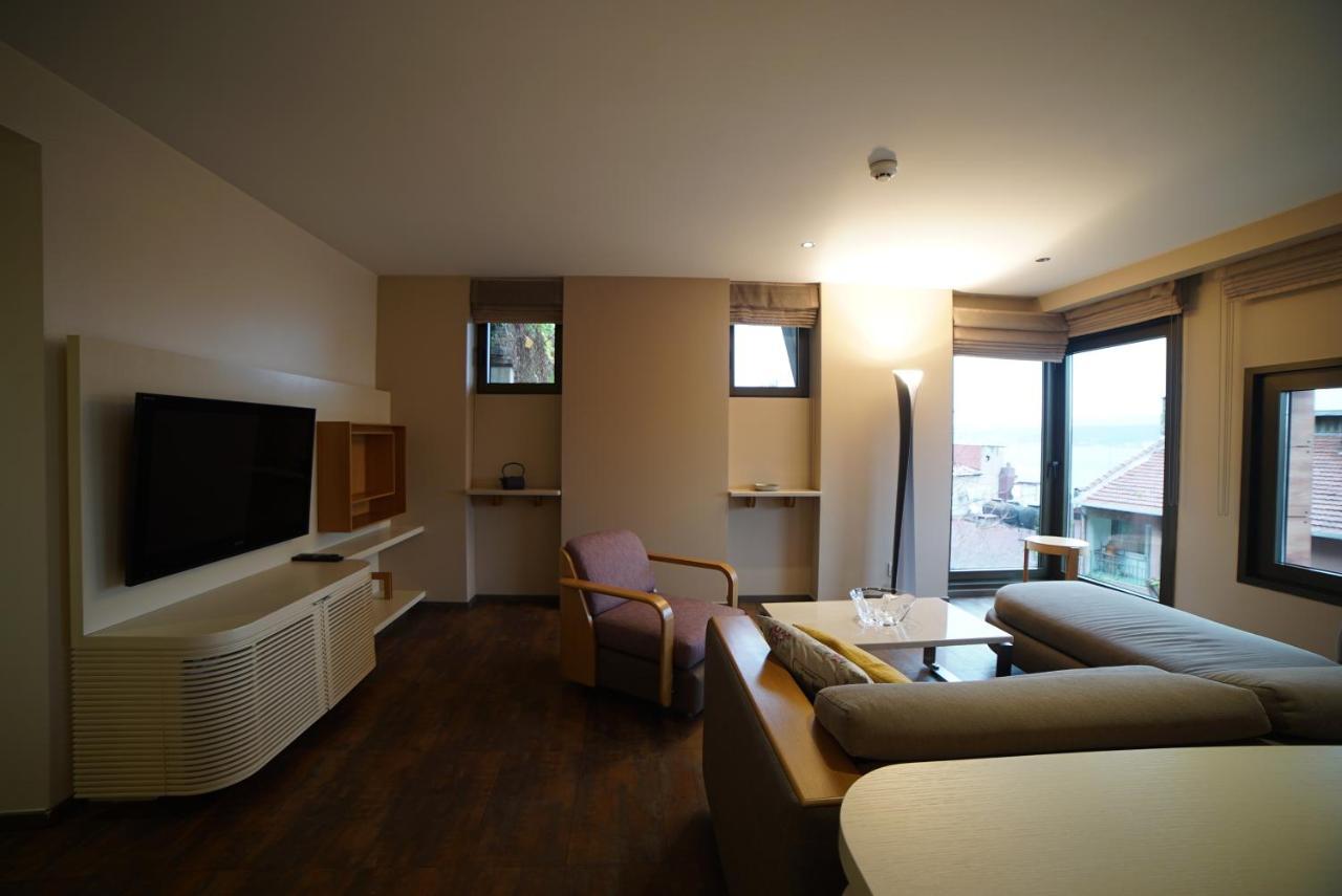 Deris Bosphorus Lodge Apartments イスタンブール エクステリア 写真